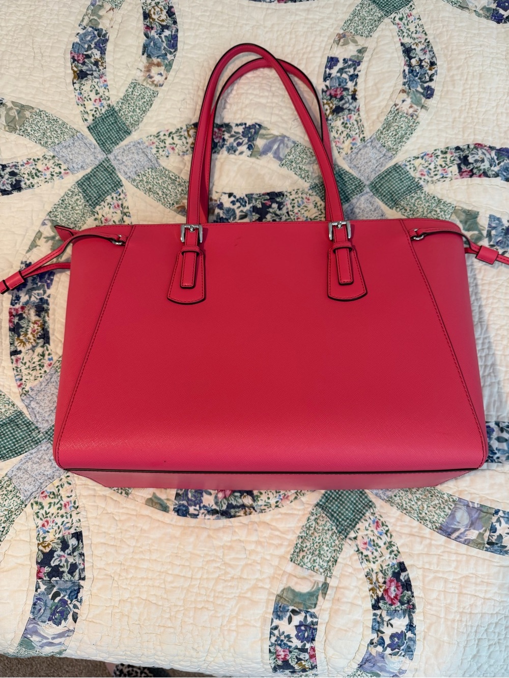 Michael Kors Hot Pink Saffiano Large Tote with MK Charm - Picture 6 of 14